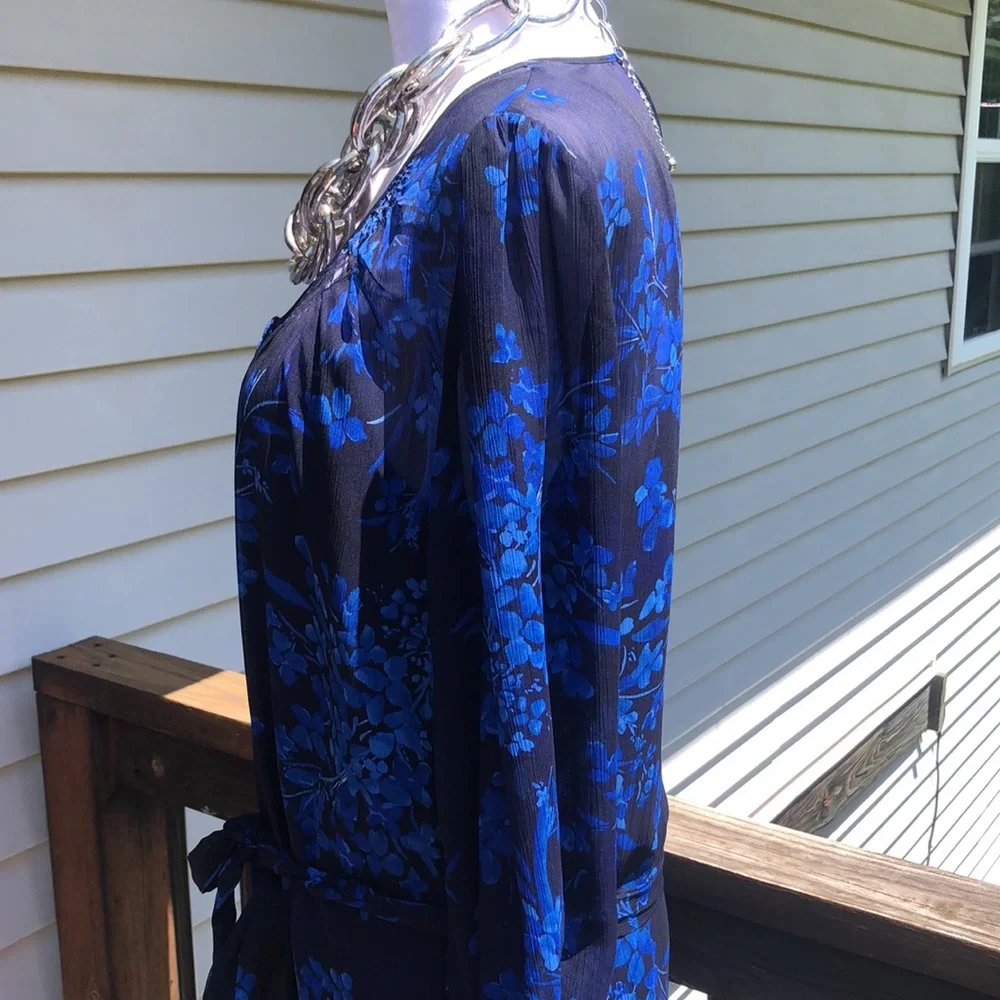 Navy Floral Shirt Dress by Express - Picture 7 of 16